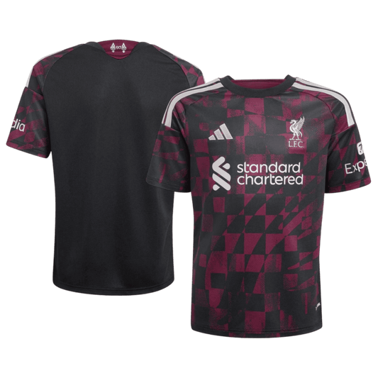 Liverpool kolmas pelipaita 2026/27