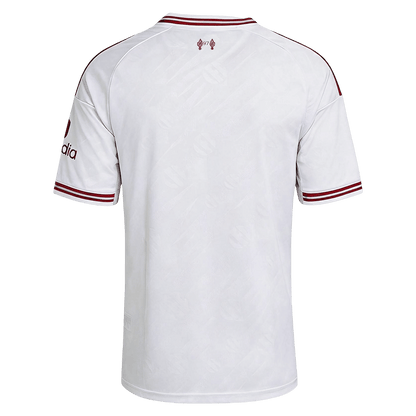 Liverpool vierasjalkapallosetti 2026/27 – takaa