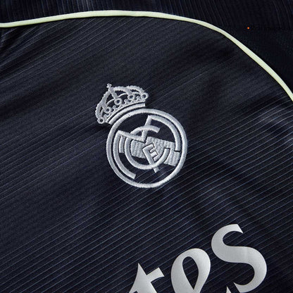 Real Madrid 2025/26 Vieras Pelipaita Miesten VALVERDE #8 [PREMIUM]