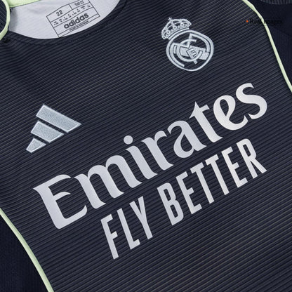 Real Madrid 2025/26 Vieras Lasten täydellinen peliasu [PREMIUM]