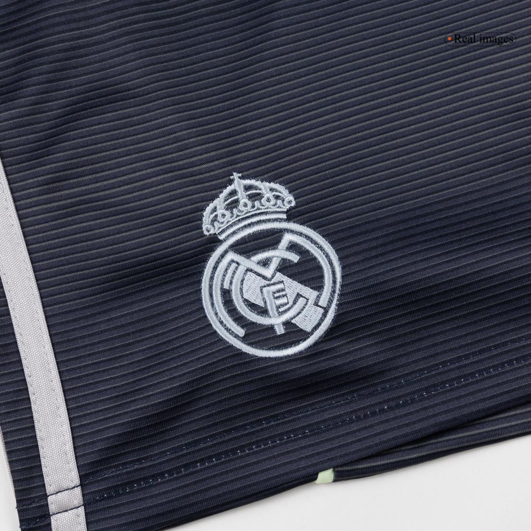 Real Madrid 2025/26 Vieras Lasten täydellinen peliasu [PREMIUM]