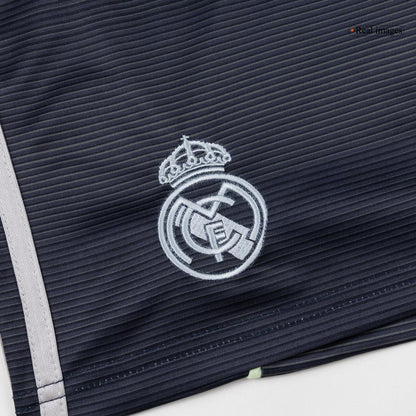 Real Madrid 2025/26 Vieras Lasten täydellinen peliasu [PREMIUM]