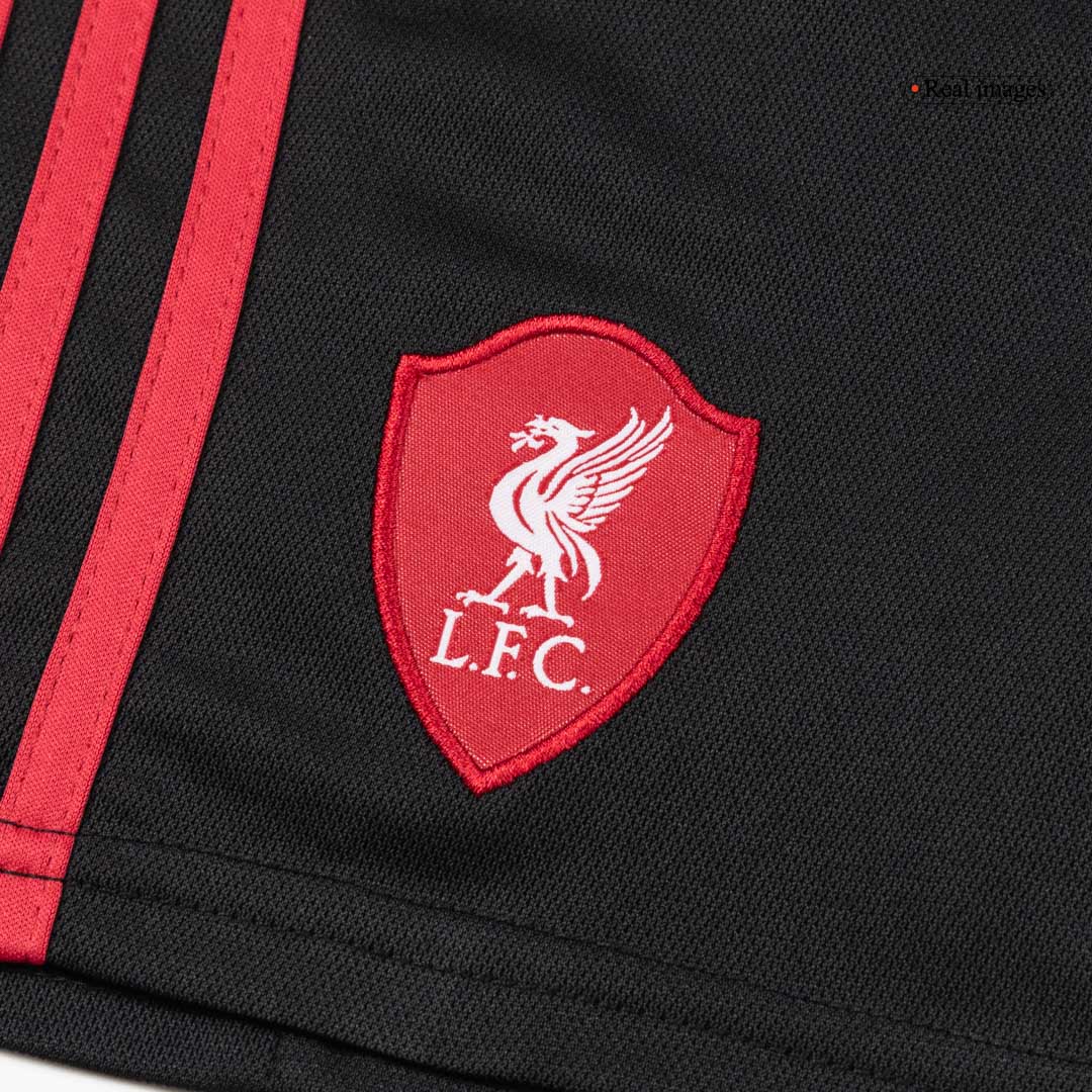 Liverpool 2025/26 Vieras Lasten täydellinen peliasu