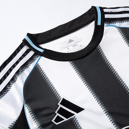 Newcastle United 2025/26 Koti Pelipaita Miesten