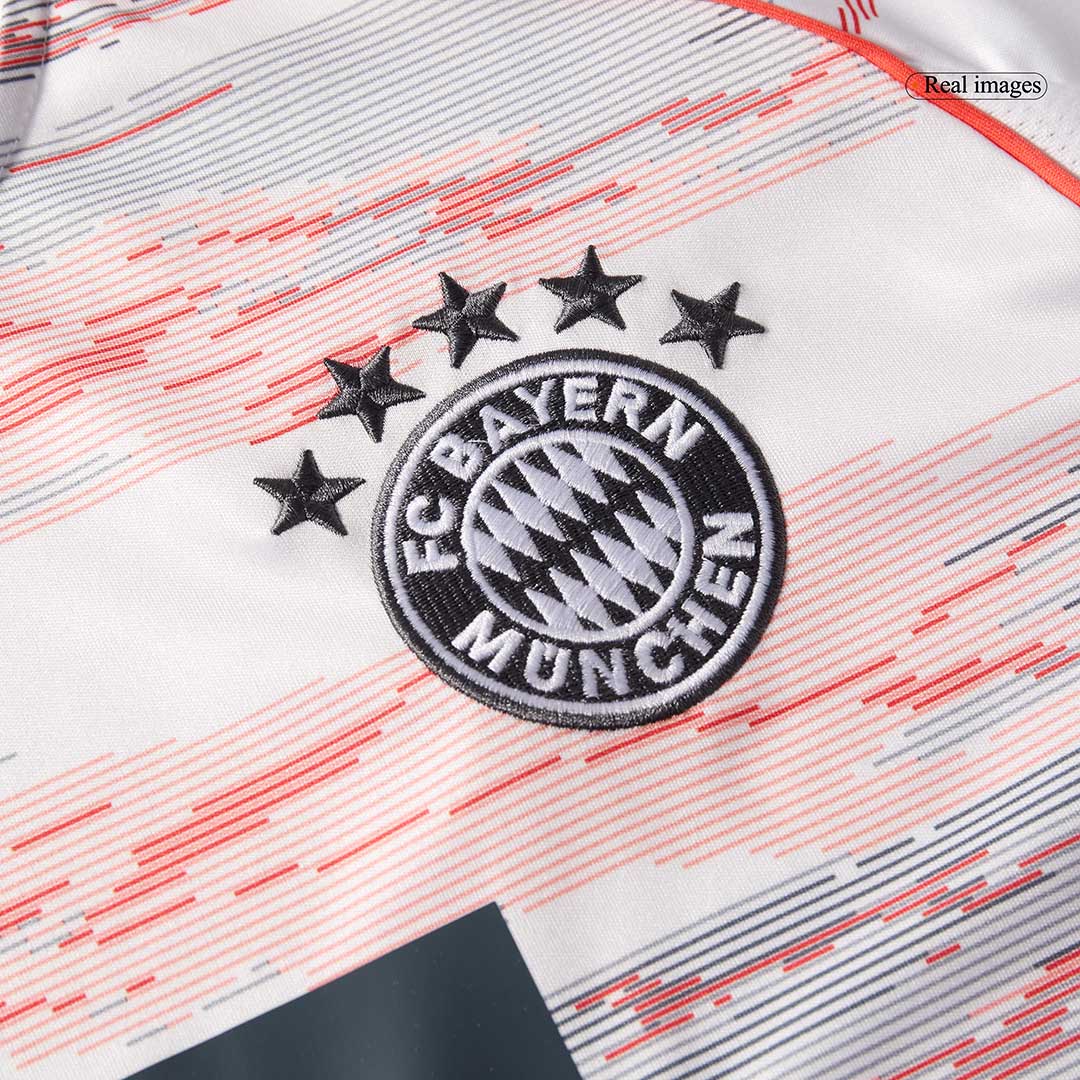 Bayern Munich 2025/26 Vieras Pelipaita Miesten UPAMECANO #2