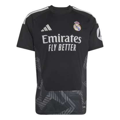 Real Madrid pelipaita 2026/27 – edestä