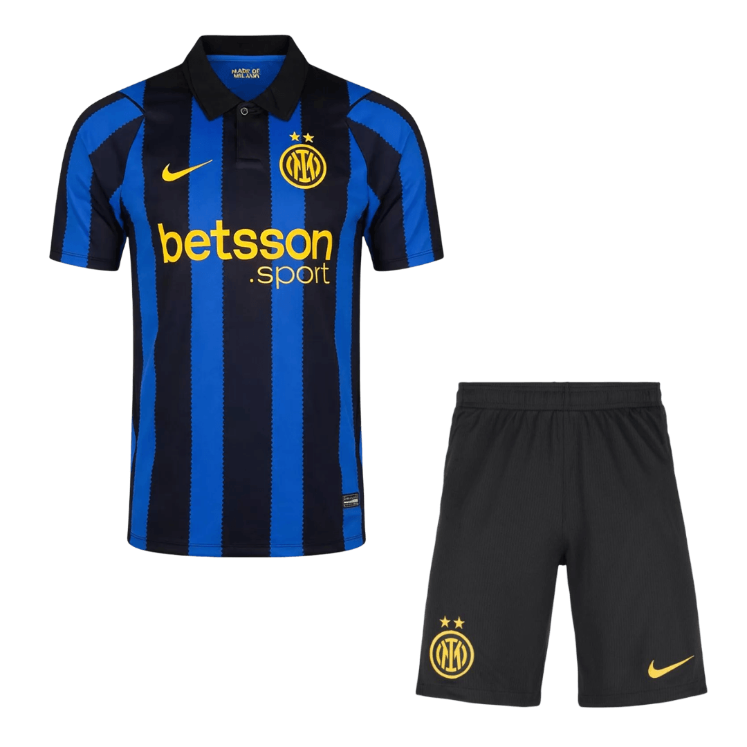 Inter Milan kotijalkapallosetti 2026/27 – pelipaita ja shortsit edestä